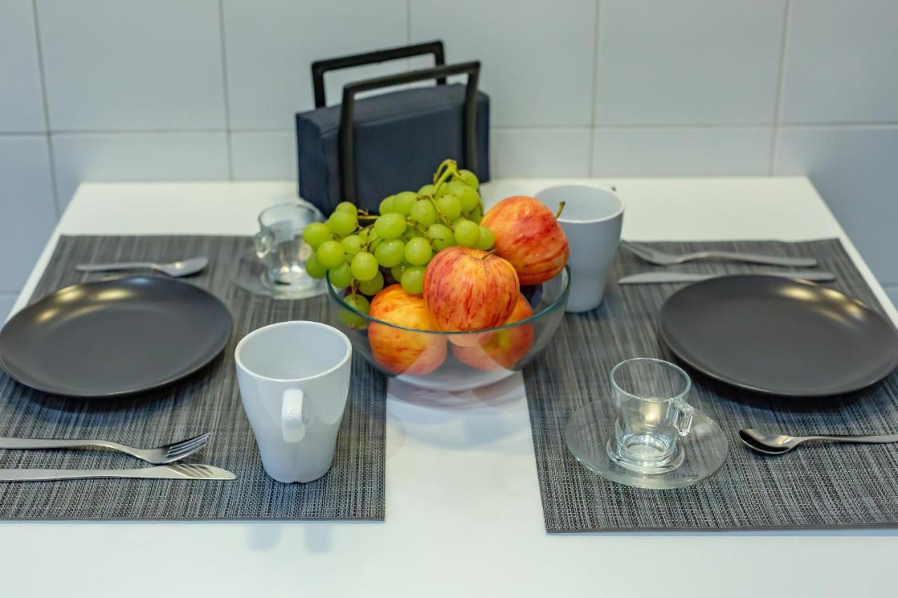 Imperium House - Appartamento Con Giardino Privato, 3 Minuti Da Metro Piazza Bologna, A-C, 로마 외부 사진